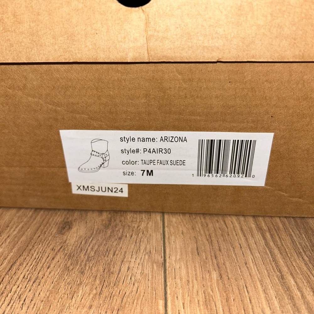 Portland Women's Tan Arizona Ankle Boots Size 7 New In Box - Picture 4 of 4